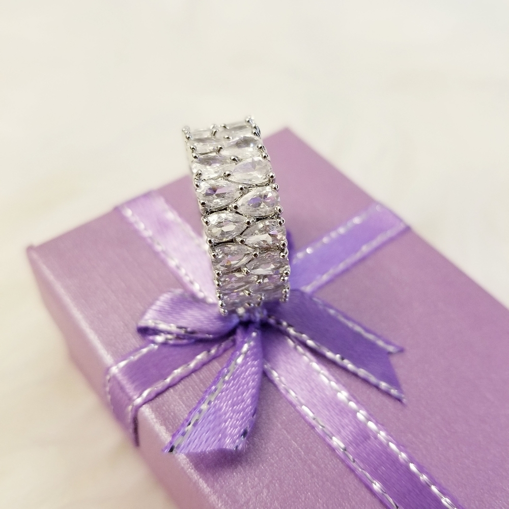 925 Sterling Silver 9mm Full Shiny Perfect Pear Cut Ring - Picture 6 of 10